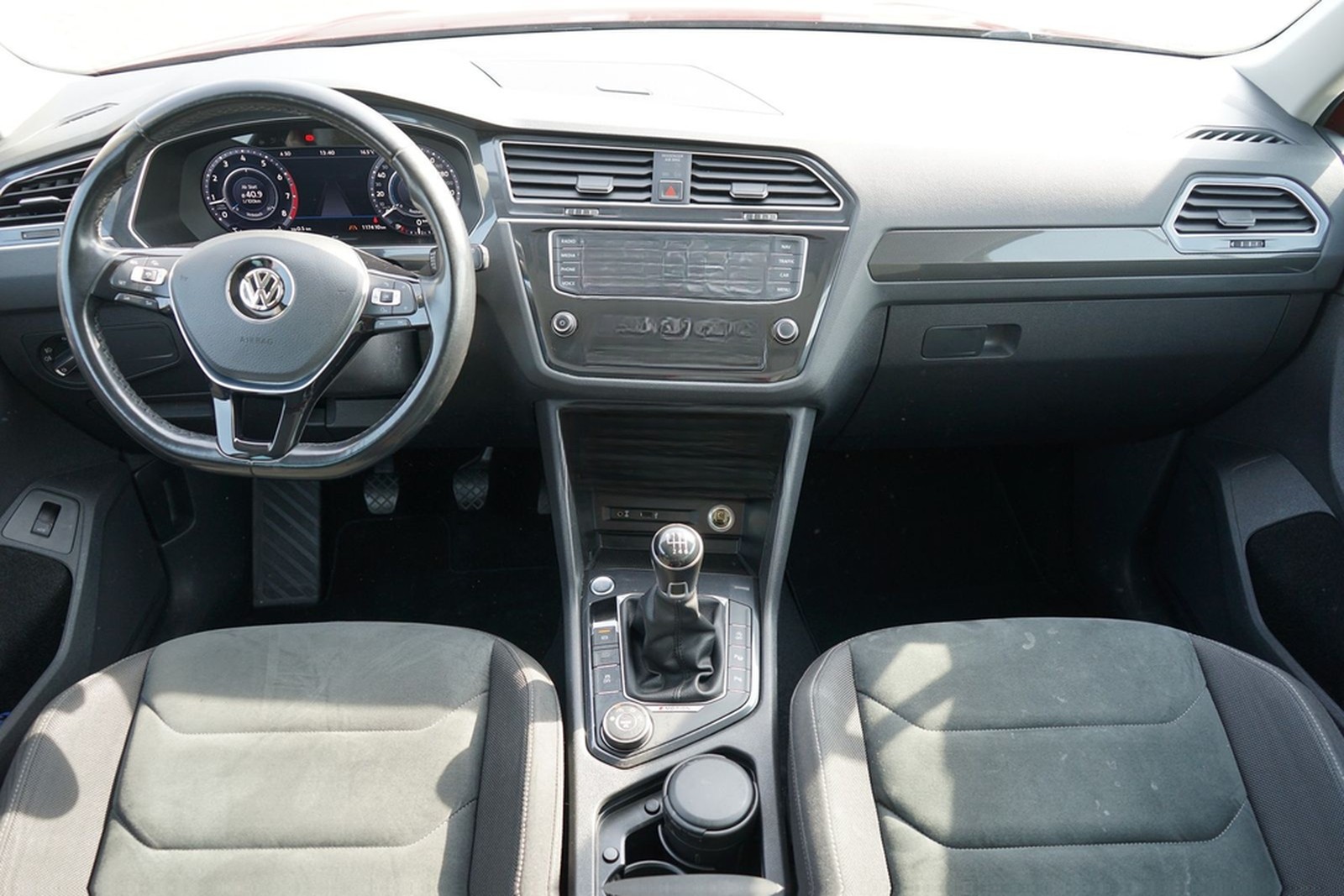 Volkswagen Tiguan 1.4 TSI Highline 4Motion LED Navi ACC AHK foto 18