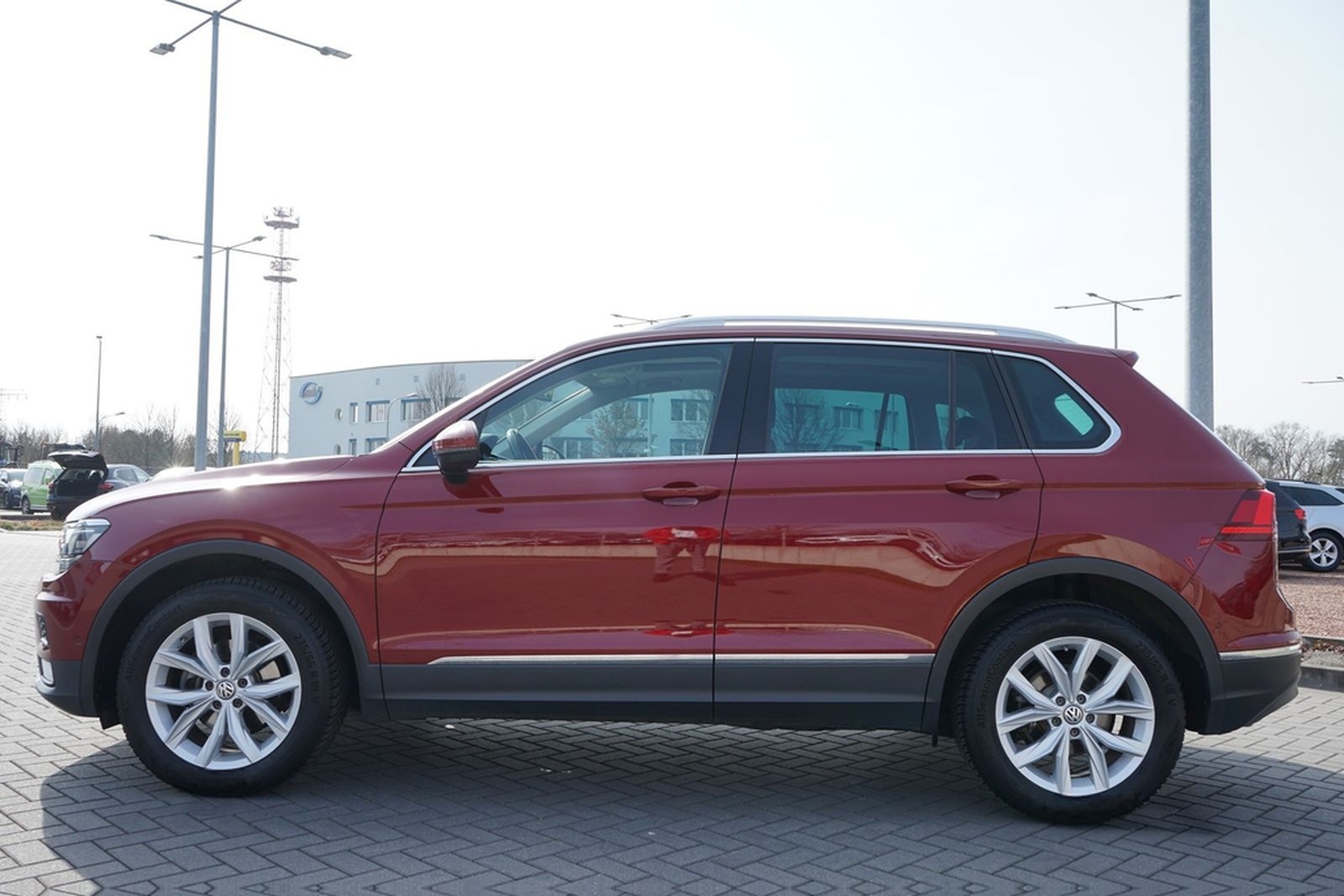 Volkswagen Tiguan 1.4 TSI Highline 4Motion LED Navi ACC AHK foto 9