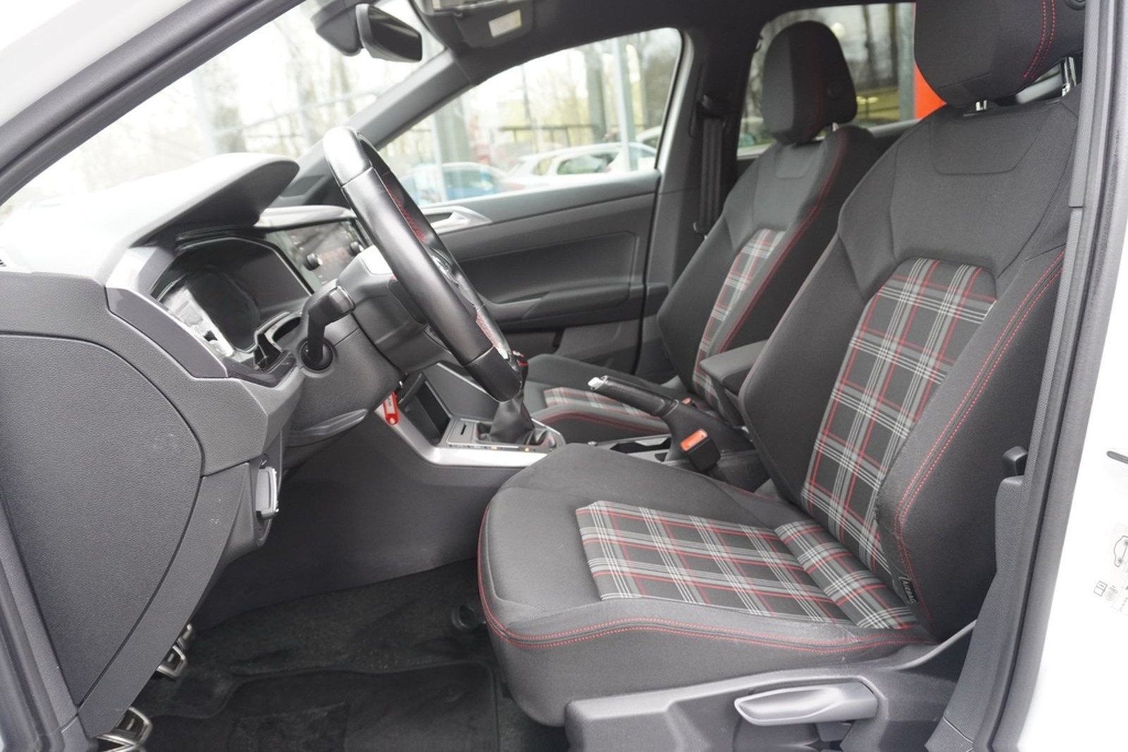 Volkswagen Polo 2.0 GTI LED Navi Kamera DAB Virtual Cockpit foto 11