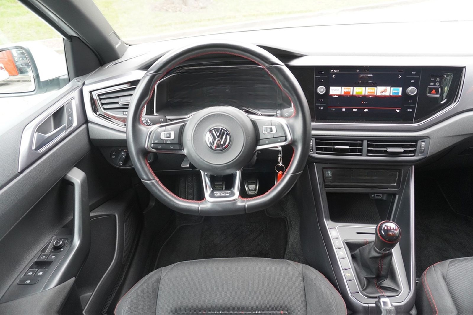Volkswagen Polo 2.0 GTI LED Navi Kamera DAB Virtual Cockpit foto 15