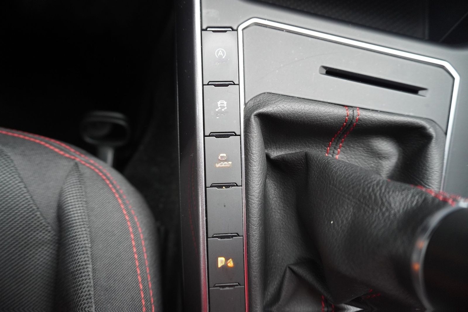 Volkswagen Polo 2.0 GTI LED Navi Kamera DAB Virtual Cockpit foto 24