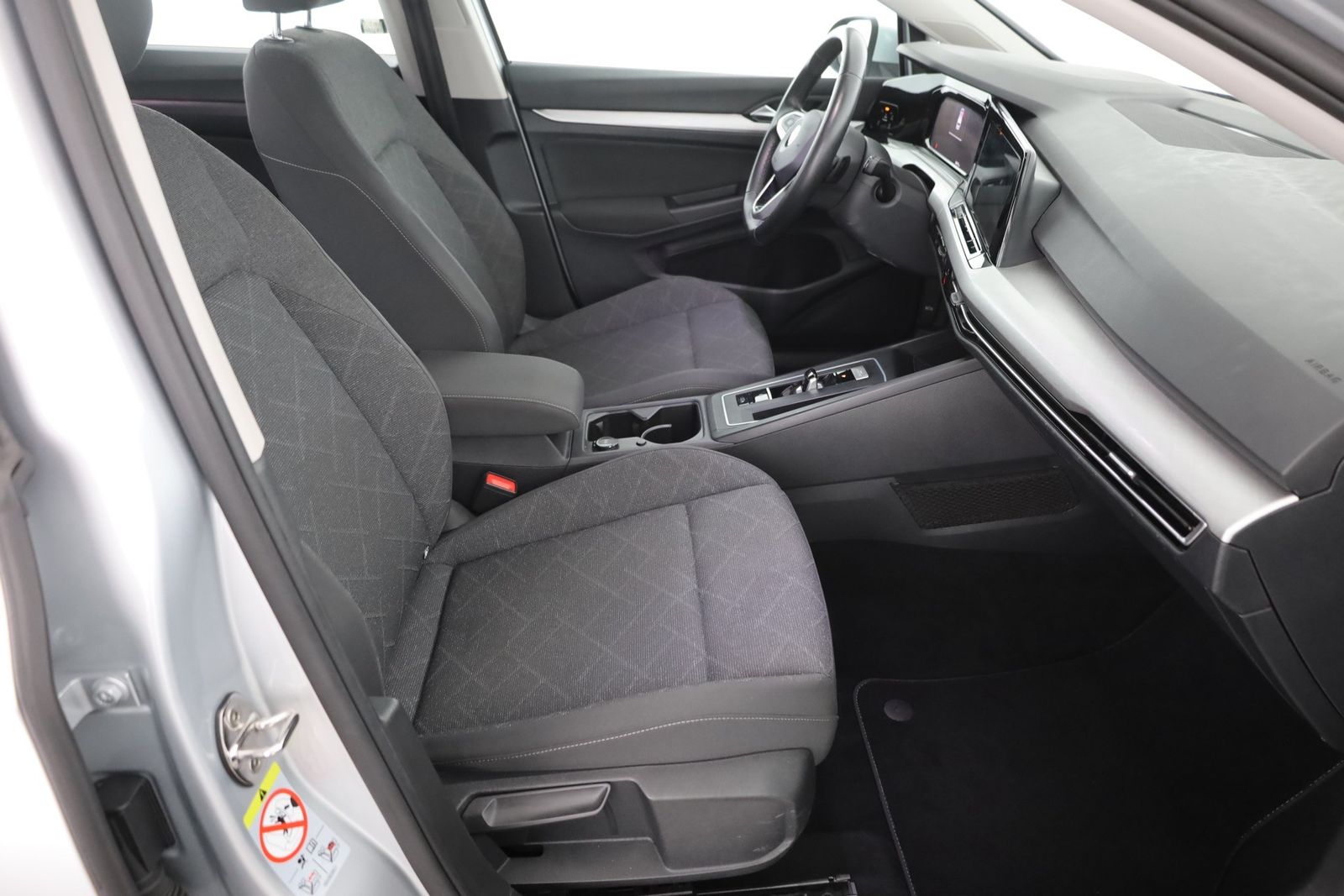 Volkswagen Golf VIII Variant 2.0 TDI DSG Life Standheizung foto 23
