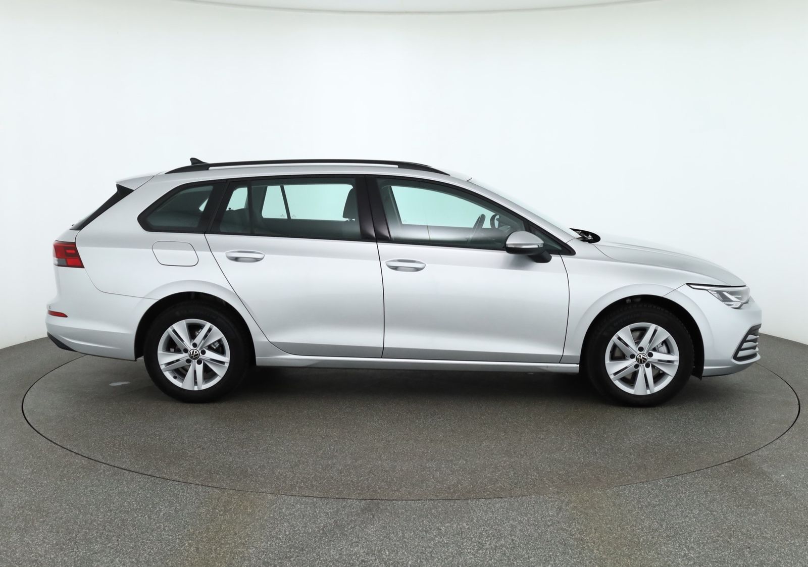 Volkswagen Golf VIII Variant 2.0 TDI DSG Life Standheizung foto 6