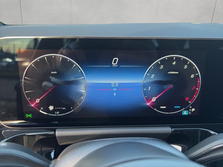 Mercedes-Benz GLA 180  AMG Advan+|V-Dämpf|Beam|Distro|PreSafe foto 12