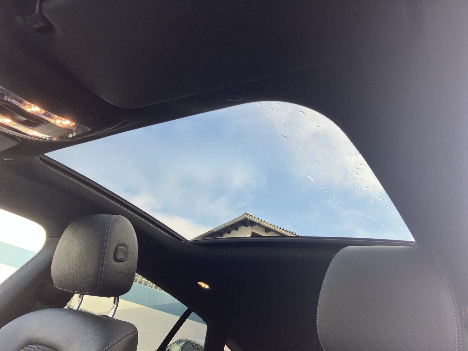 Mercedes-Benz CLA 250 e SB PROGRESSIVE APPLE PANO LED AMBIENTE foto 15