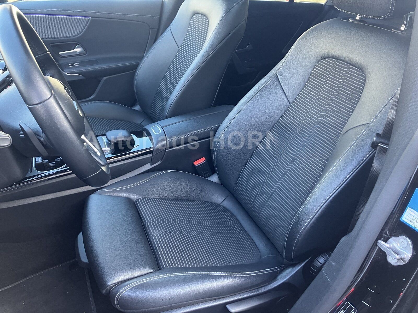 Mercedes-Benz CLA 250 e SB PROGRESSIVE APPLE PANO LED AMBIENTE foto 6