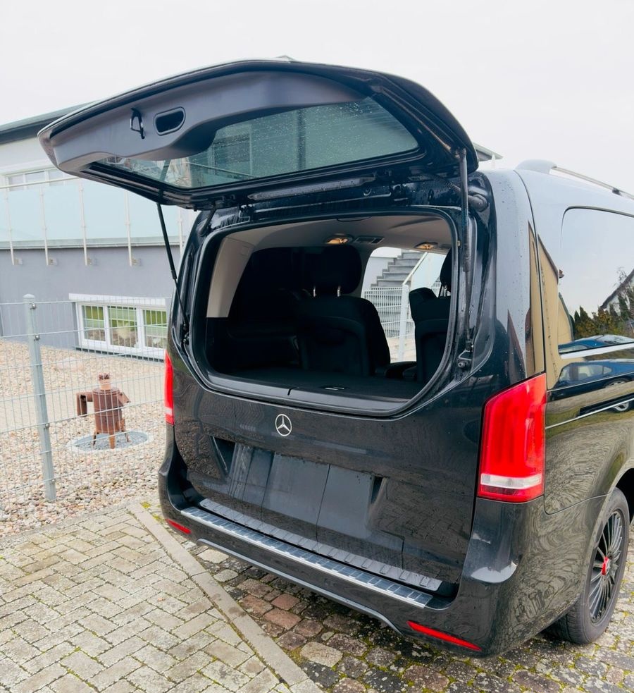 Mercedes-Benz Mercedes V-Klasse  220d  (AMG Black-Line) foto 6