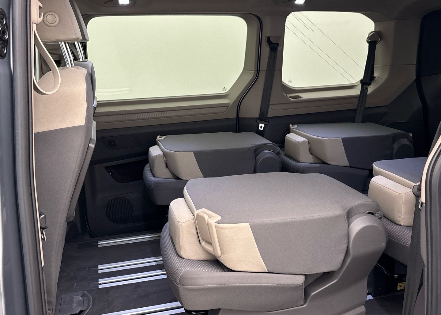 Volkswagen T7 Multivan 1.4 eHybrid DSG CarPlay AHK 6-Sitzer foto 11