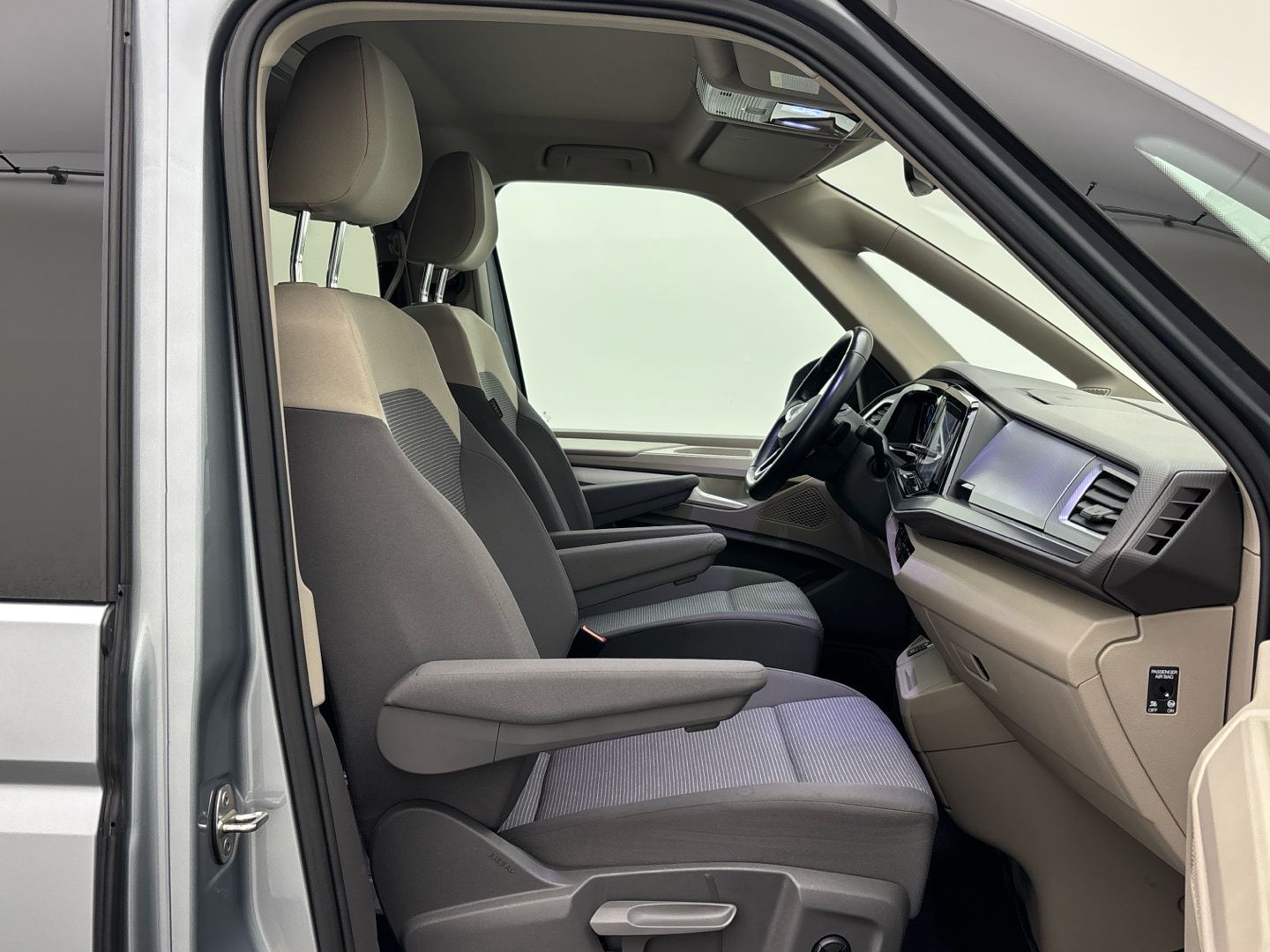 Volkswagen T7 Multivan 1.4 eHybrid DSG CarPlay AHK 6-Sitzer foto 10