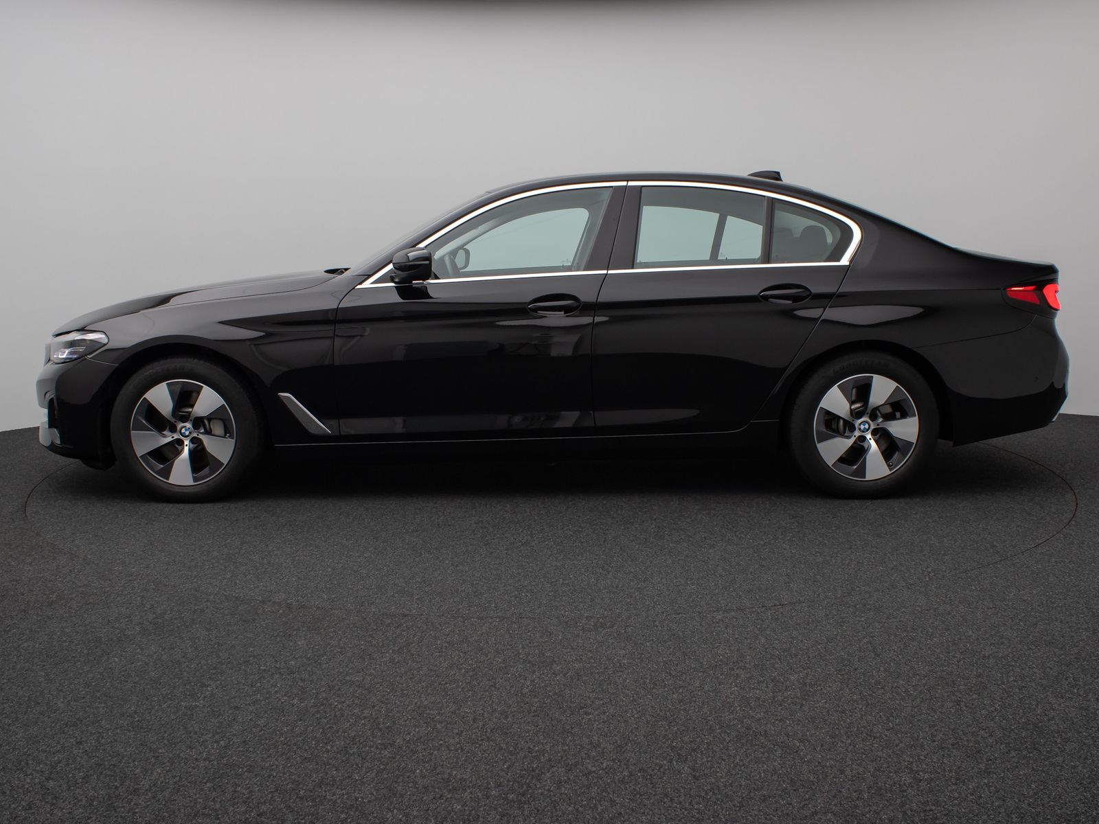 BMW 530i Lim.DAB CockPitPro PDC Sitzhzg Alarm LED foto 11