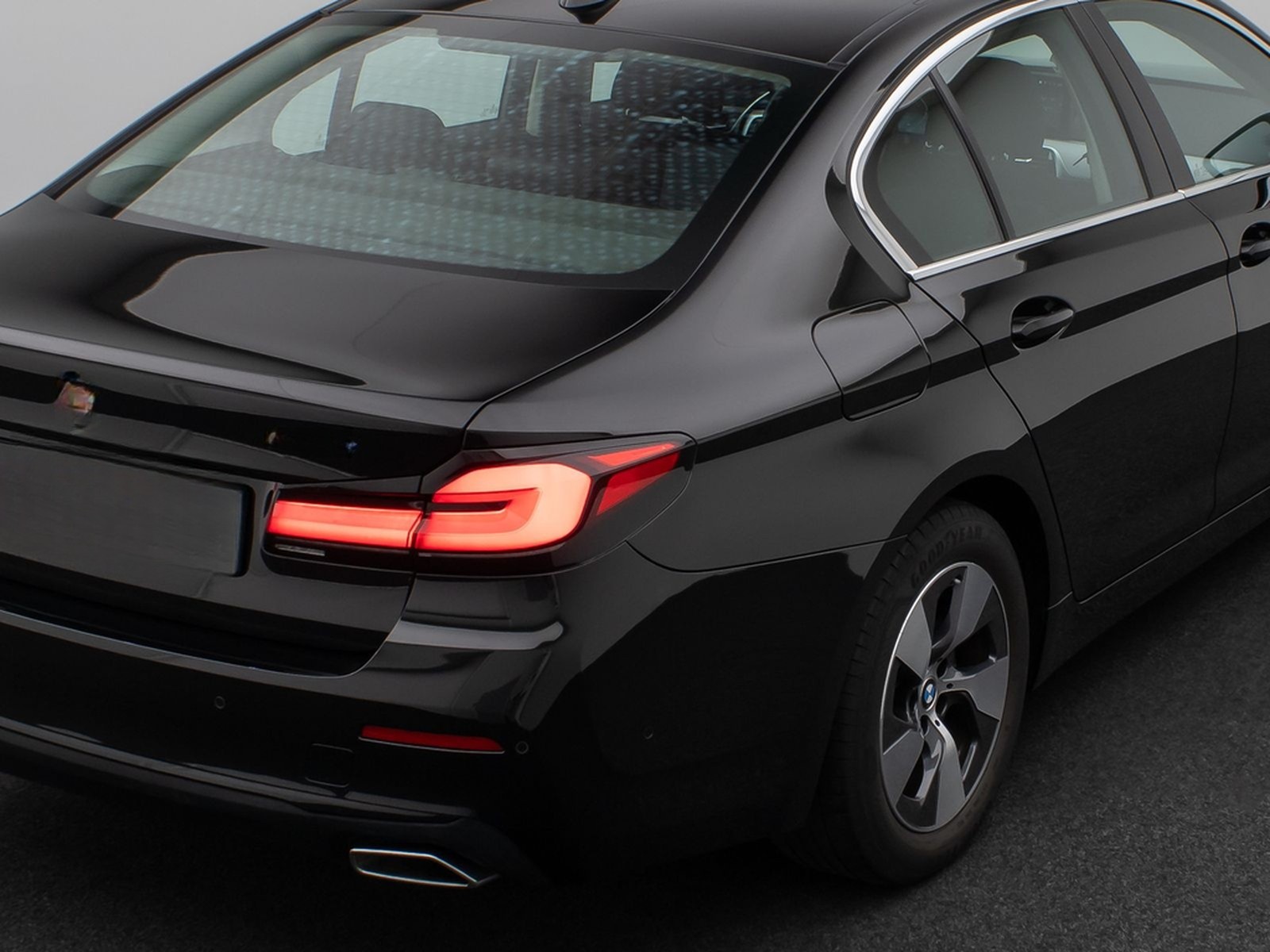BMW 530i Lim.DAB CockPitPro PDC Sitzhzg Alarm LED foto 15