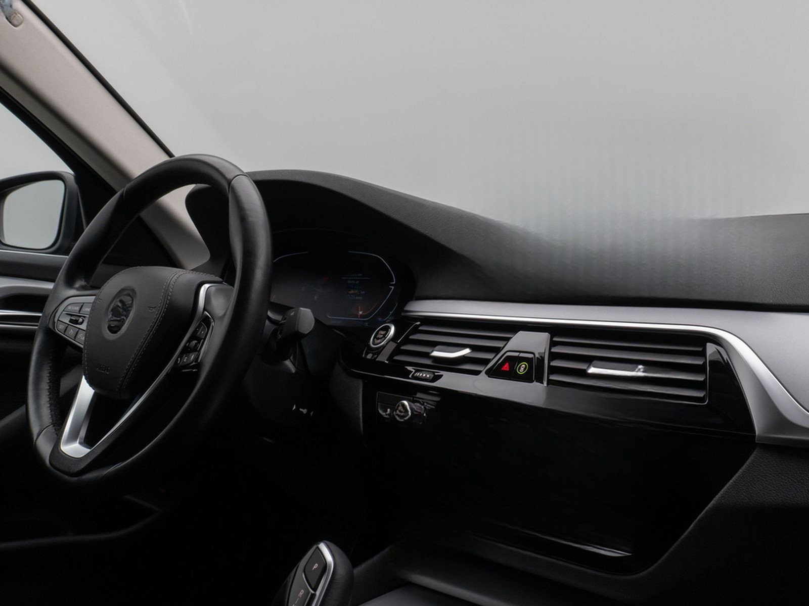 BMW 530i Lim.DAB CockPitPro PDC Sitzhzg Alarm LED foto 36