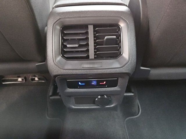 Volkswagen Tiguan 2.0TDI DSG Life RFK AHK ACC NAVI LED foto 13
