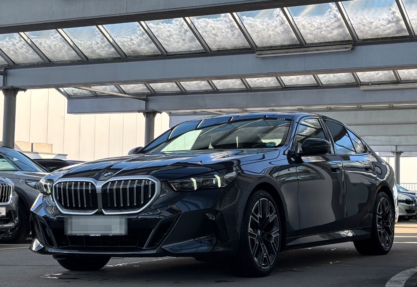 BMW 520d Lim. M-Sport 20-Zoll/AHK GARANTIE-06/2030 foto 2