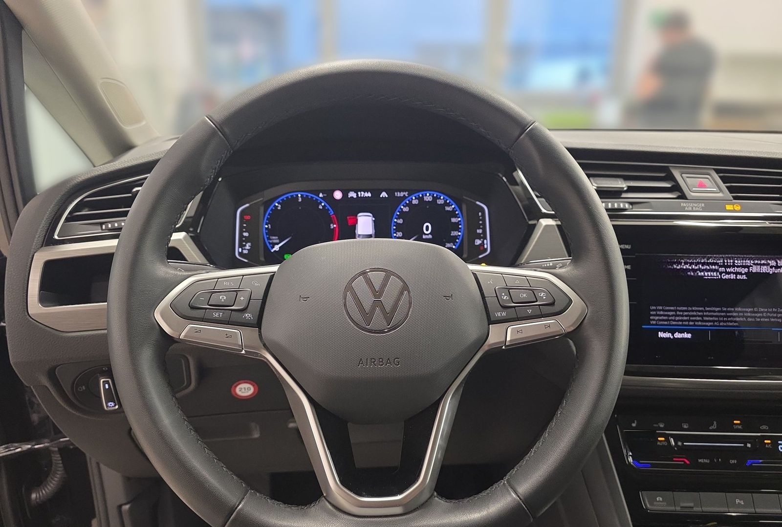 Volkswagen Touran 2.0 TDI Comfortline *7S*KAMERA*NAVI*LED* foto 12