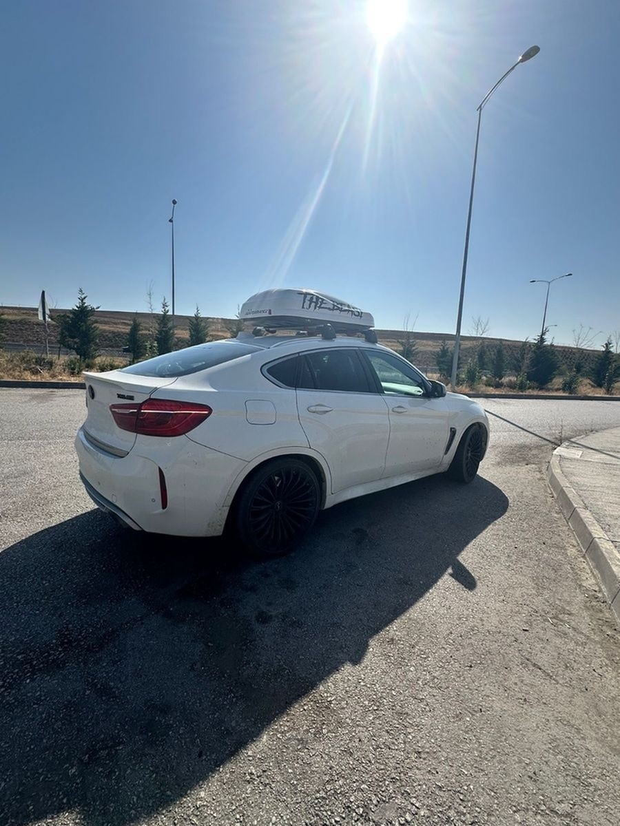 BMW X6M Einzelstück Umbau Vollauslastung  680 PS  foto 2