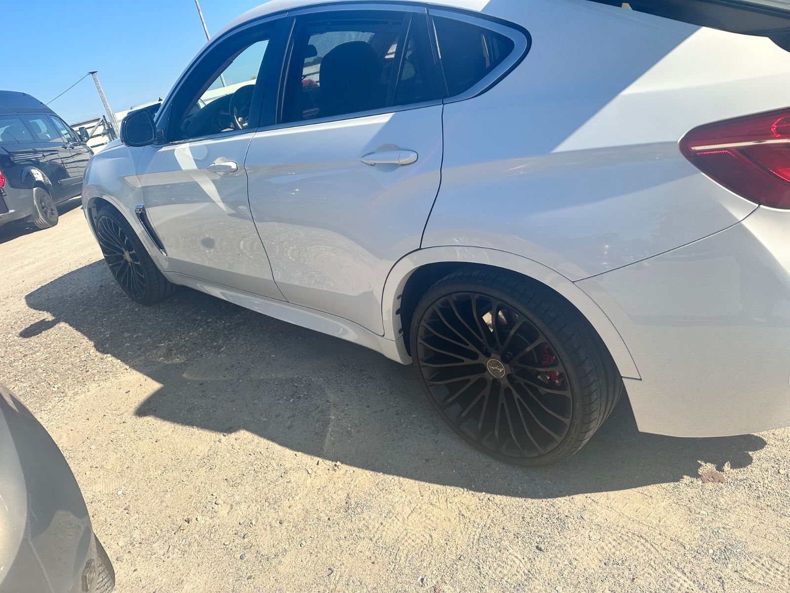 BMW X6M Einzelstück Umbau Vollauslastung  680 PS  foto 6
