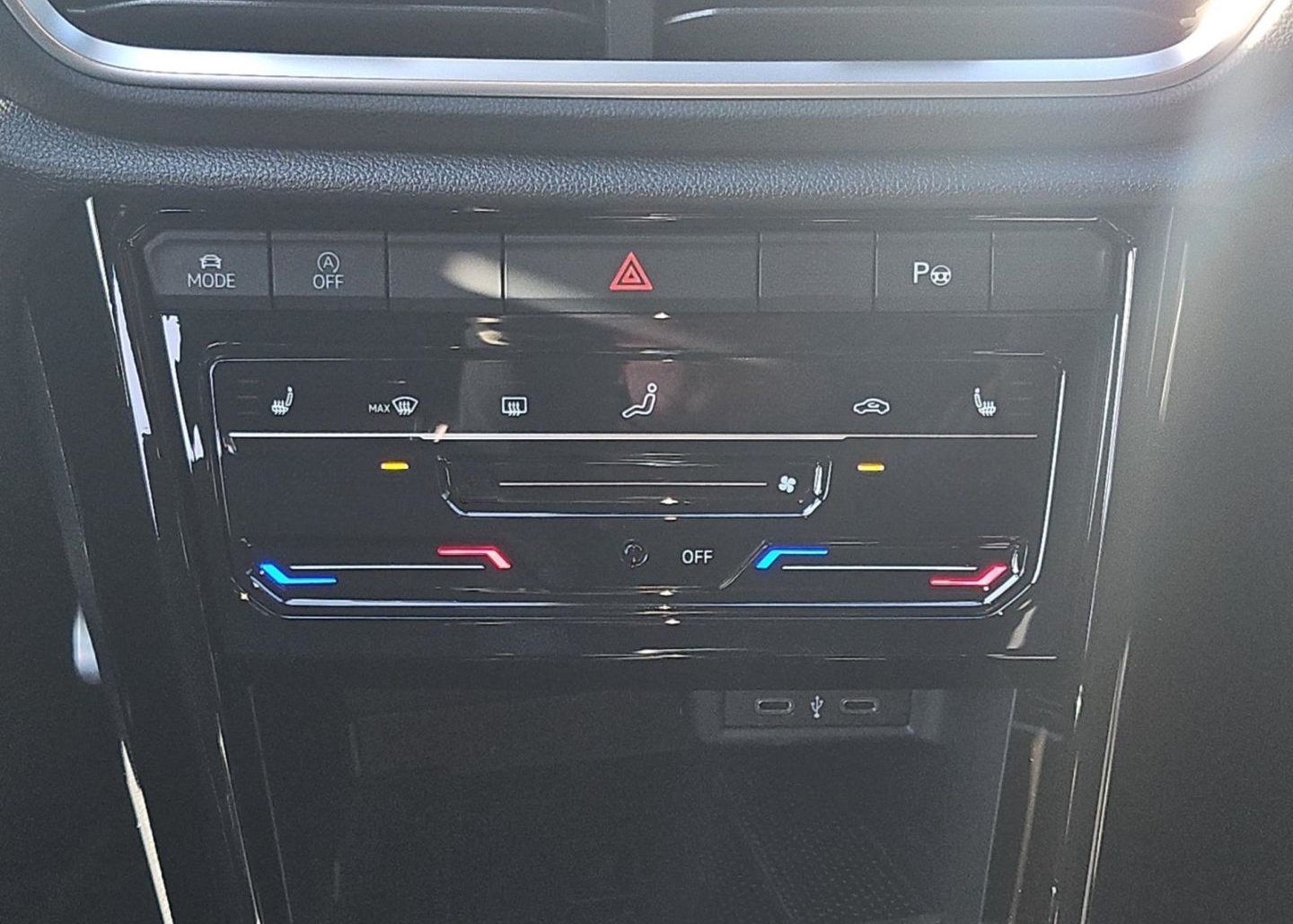 Volkswagen T-Roc R-Line 1.0 TSI  Navi*LED*Sportpaket foto 25