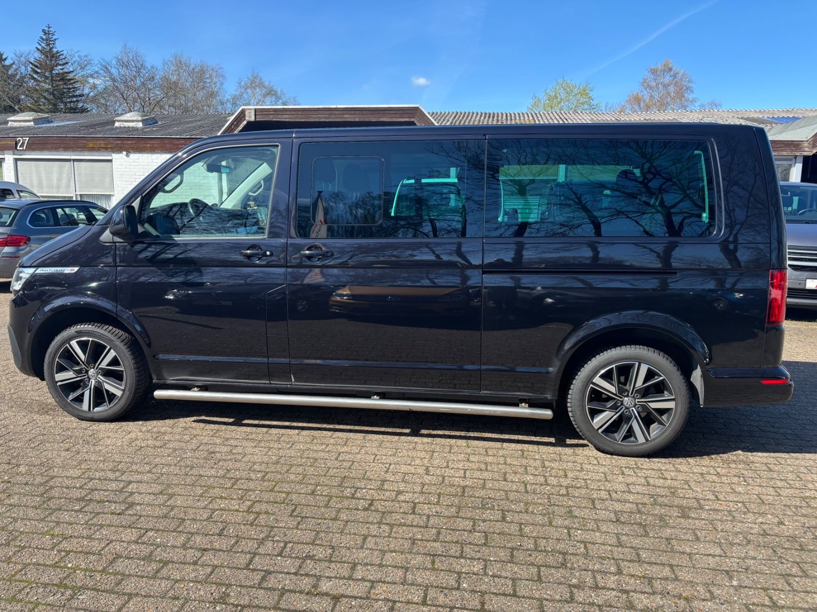 Volkswagen T6.1 Multivan 150PS DSG LR lang LED Virtual AHK foto 3