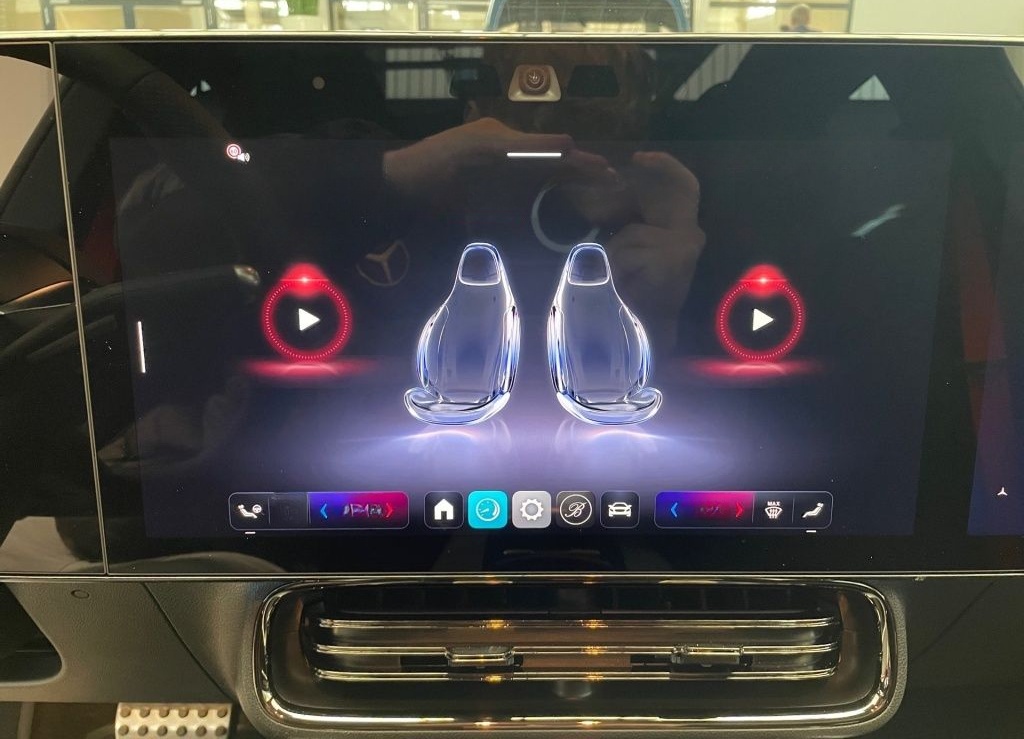 Mercedes-Benz CLA 220 4M +AMG+NIGHT+AHK+SUPERSCREEN+BURM+MEMOR foto 18
