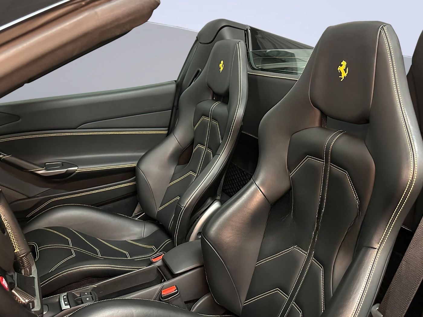 Ferrari 488 Spider LIFT Racing Seat foto 12