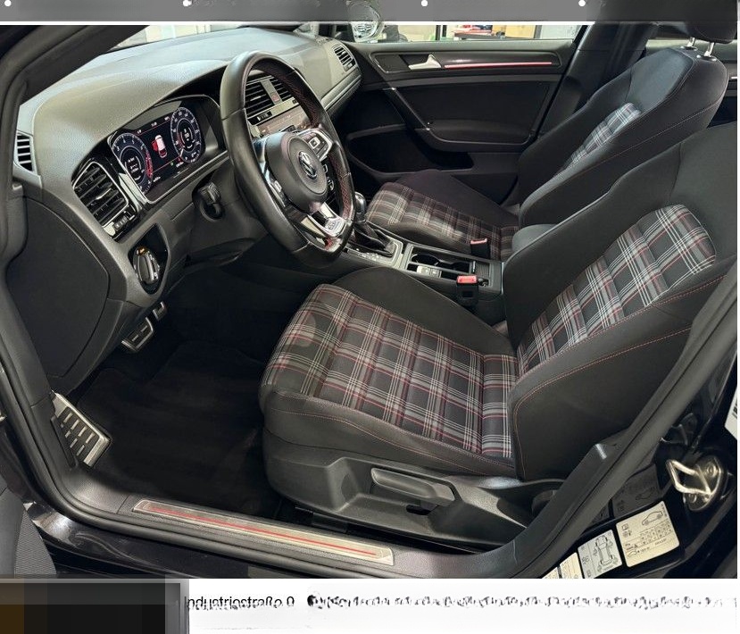 Volkswagen Golf GTI 2.0 TSI DSG *LED*R-KAMERA*DIGITALTACHO* foto 14