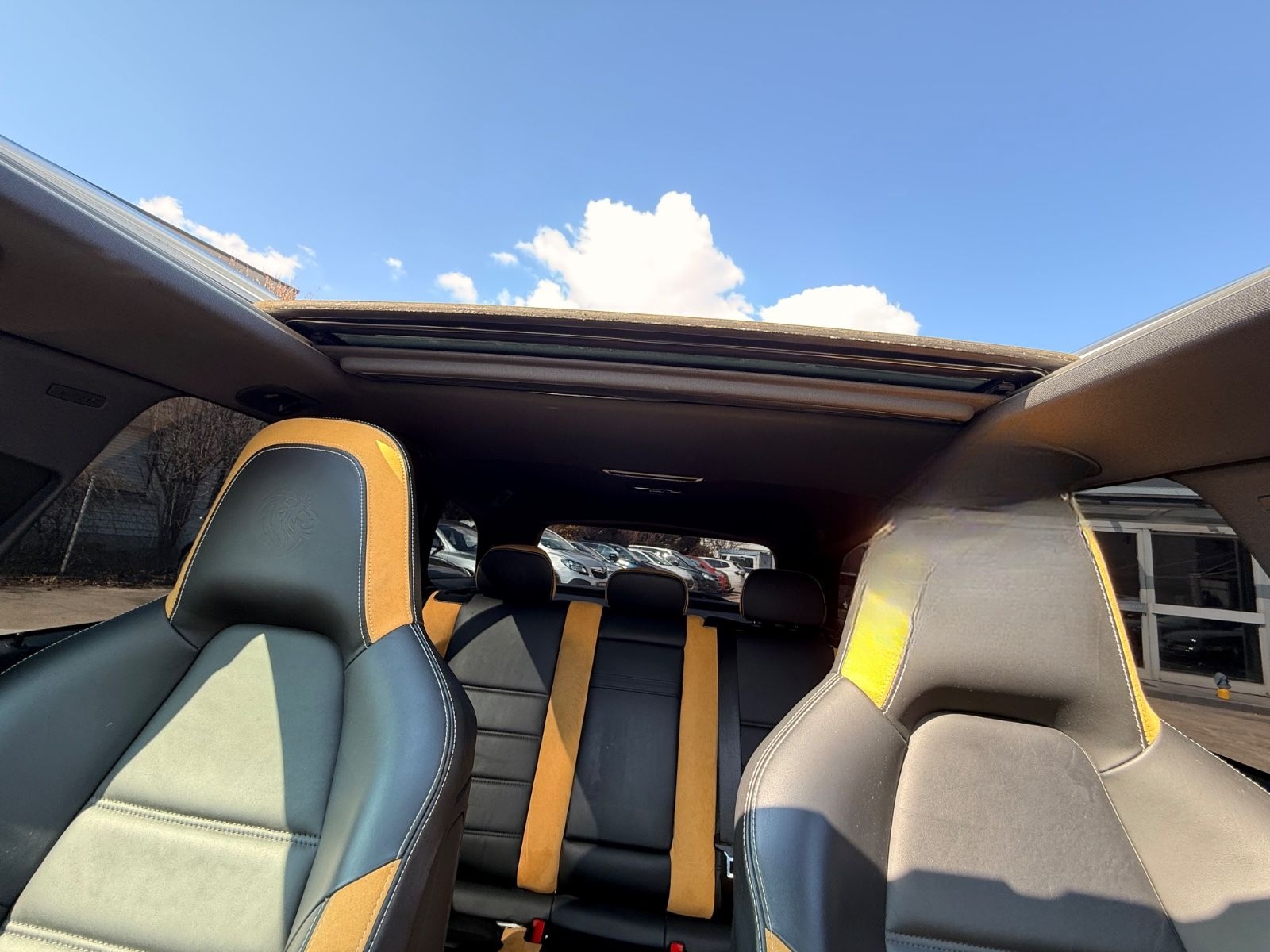 Mercedes-Benz C 63 AMG *LOEWENSTEIN 569 PS* foto 17