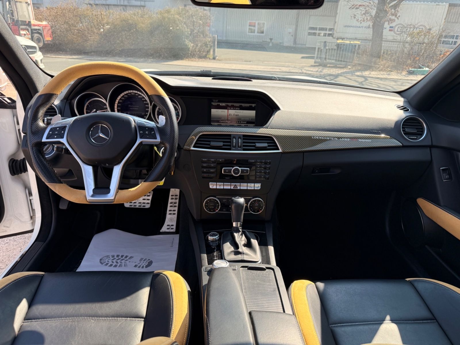 Mercedes-Benz C 63 AMG *LOEWENSTEIN 569 PS* foto 19