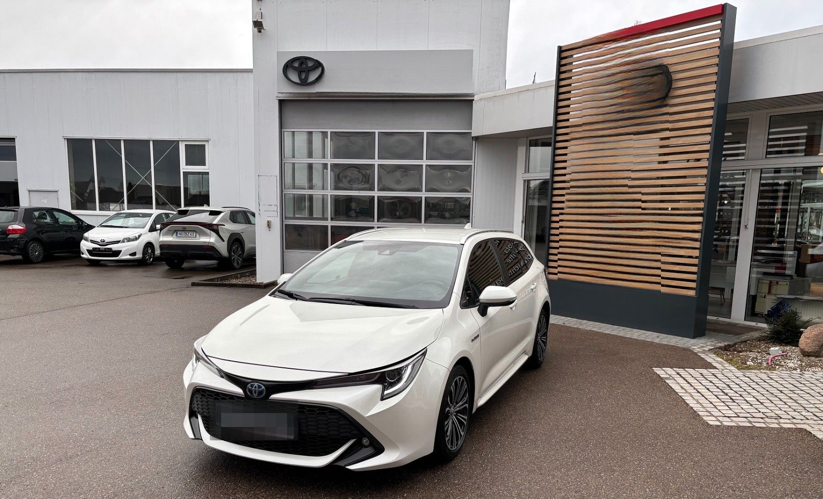 Toyota Corolla 1,8 Hybrid Club Touring Sports Relax foto 15