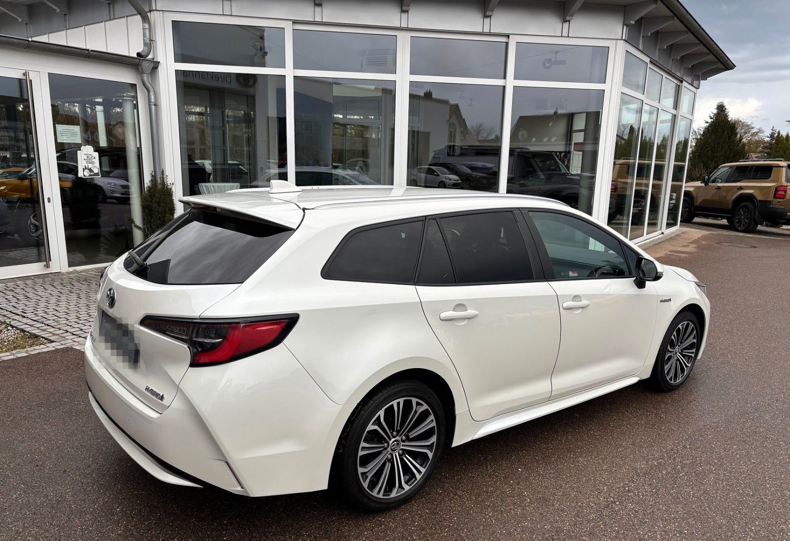 Toyota Corolla 1,8 Hybrid Club Touring Sports Relax foto 4