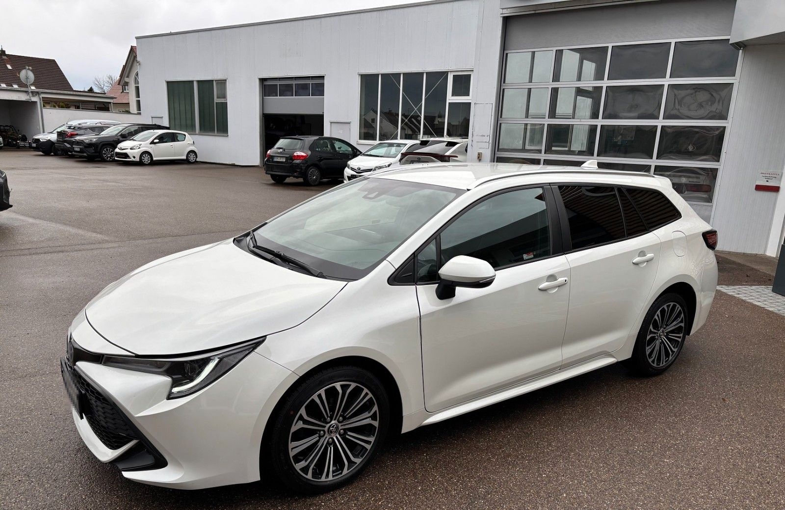 Toyota Corolla 1,8 Hybrid Club Touring Sports Relax foto 7