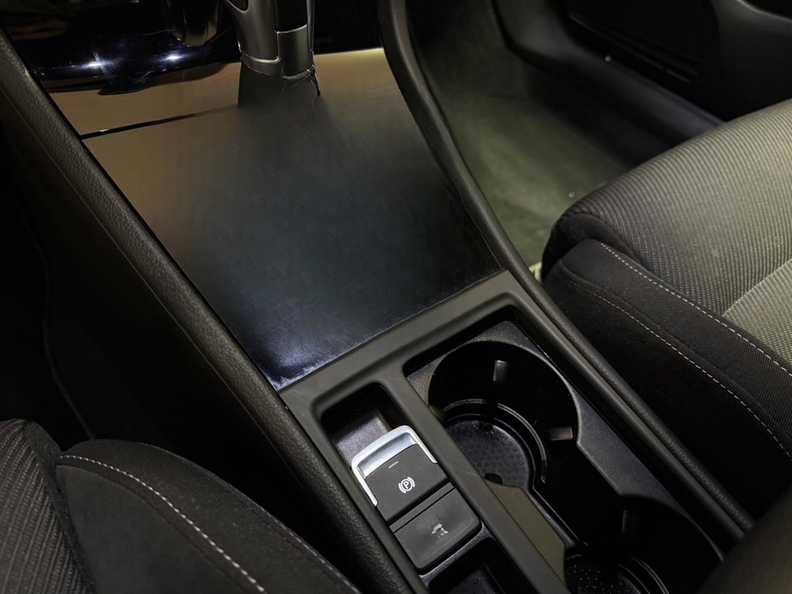 Volkswagen Golf VII Variant R BMT/Start-Stopp 4Motion foto 14