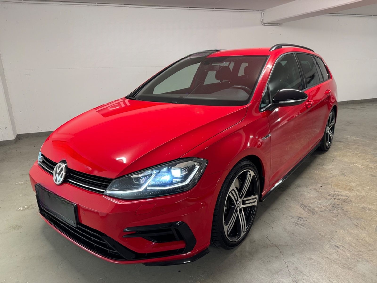 Volkswagen Golf VII Variant R BMT/Start-Stopp 4Motion foto 24