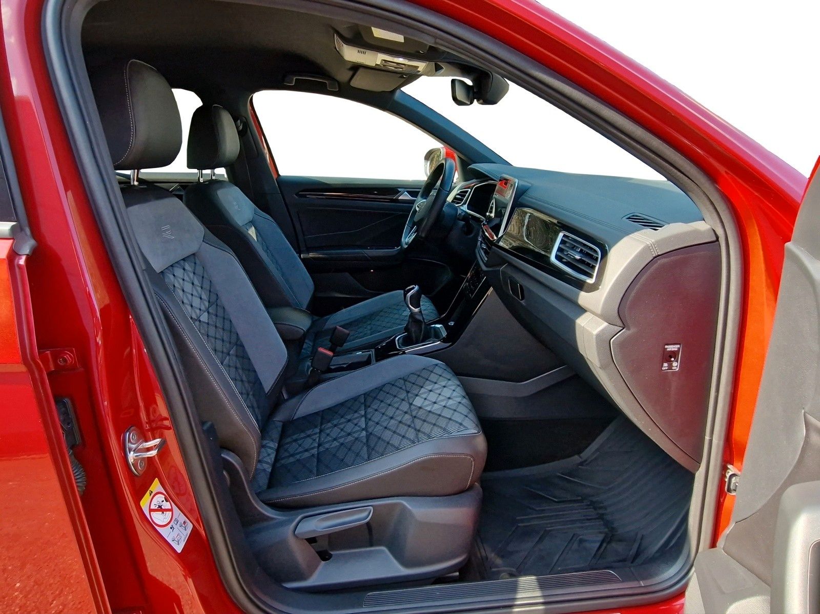 Volkswagen T-Roc 1.5 TSI R-Line/Matrix/Navi/Kamera foto 11