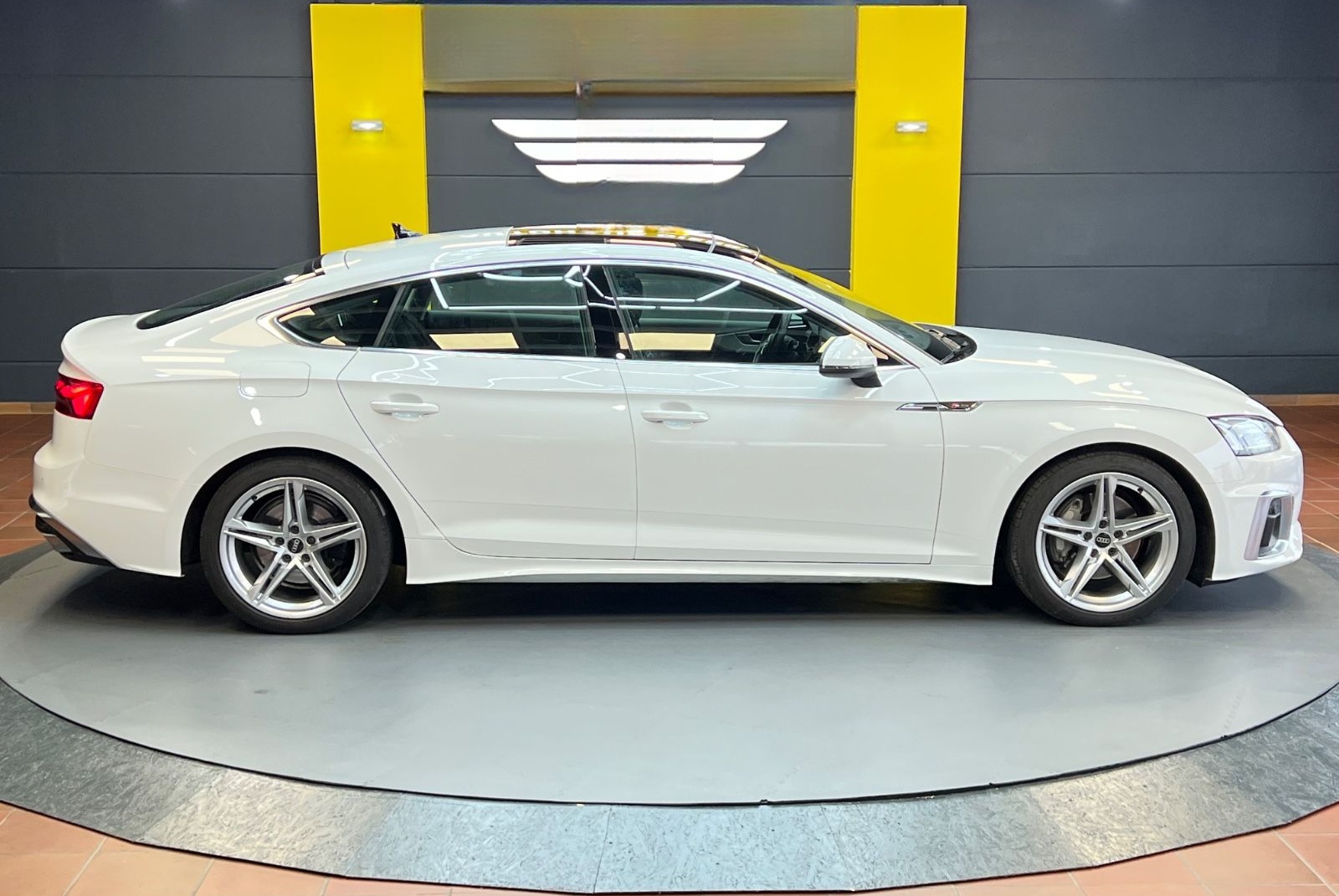 Audi A5 Sportback 40 TFSI S - Lne, Panoorama-Dach foto 5