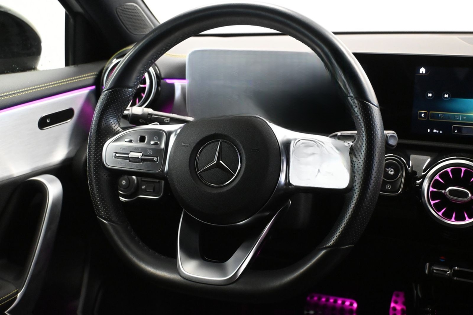 Mercedes-Benz A 250 AMG LINE Edition 1 *M-BEAM *WIDE *AHK *SHZ foto 14