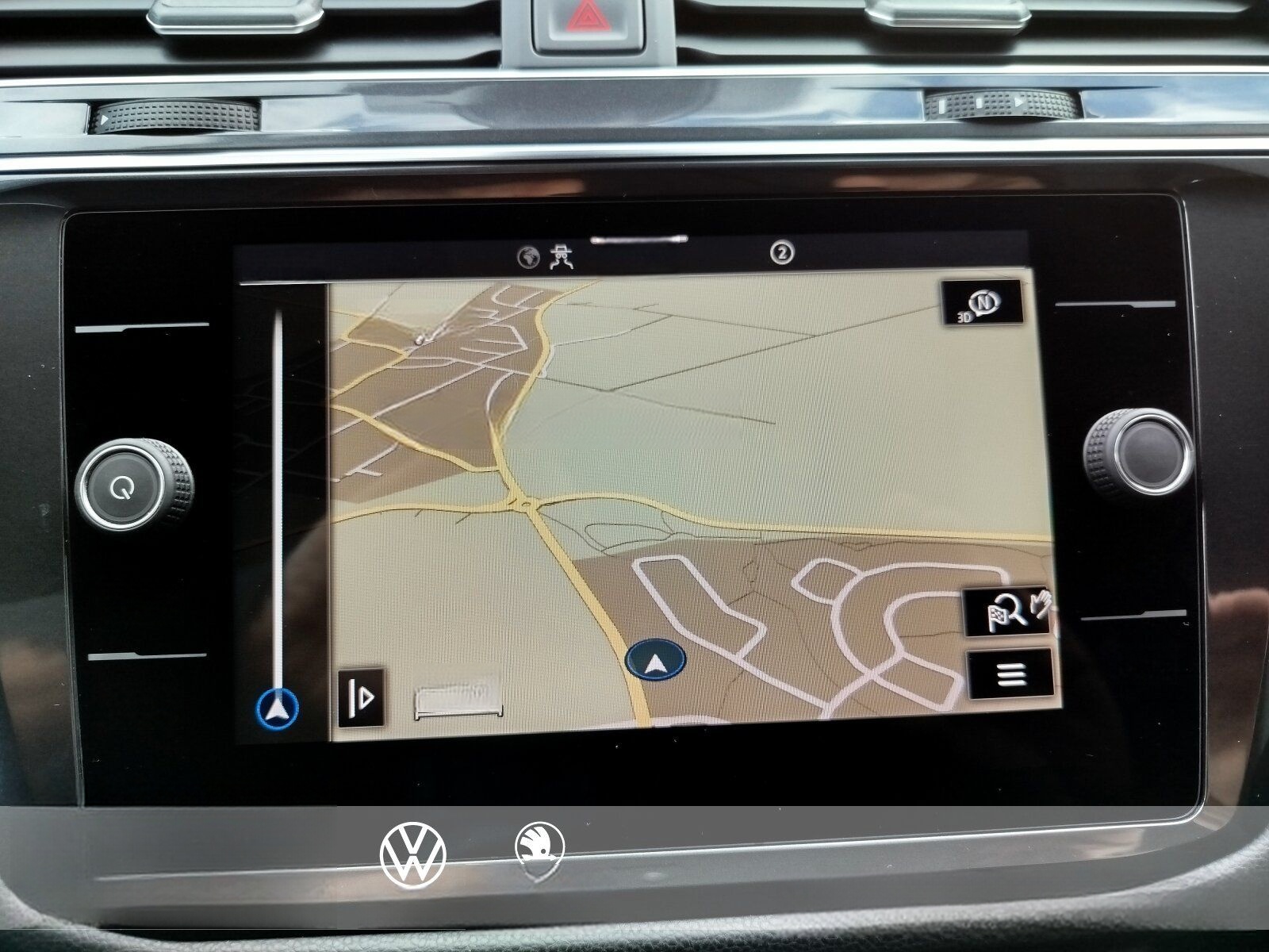Volkswagen Tiguan Allspace 1.5 TSI Life AHK Navi Kamera foto 14