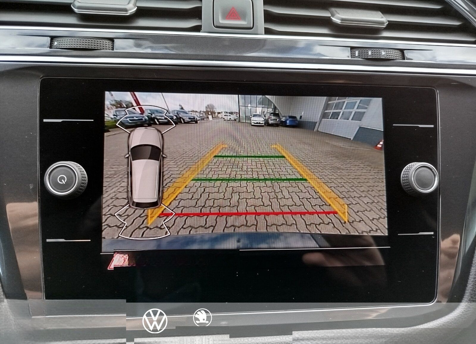 Volkswagen Tiguan Allspace 1.5 TSI Life AHK Navi Kamera foto 16