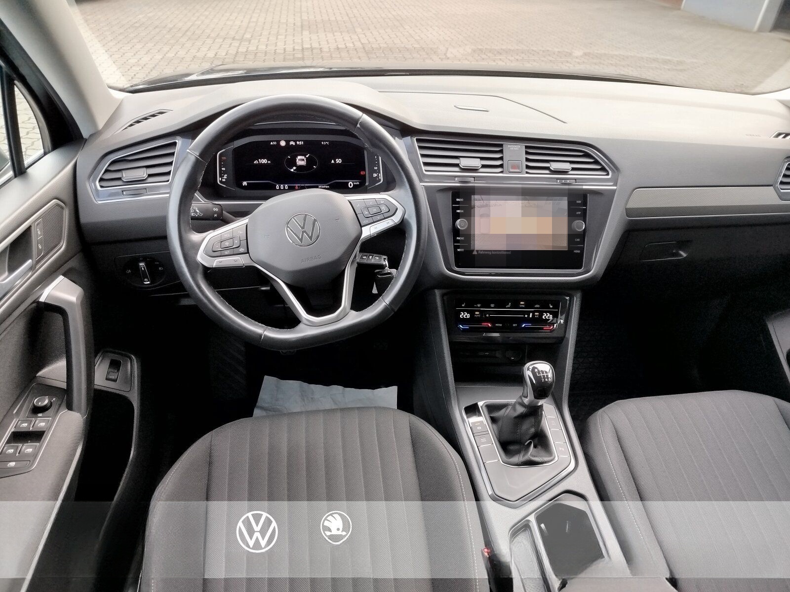 Volkswagen Tiguan Allspace 1.5 TSI Life AHK Navi Kamera foto 18