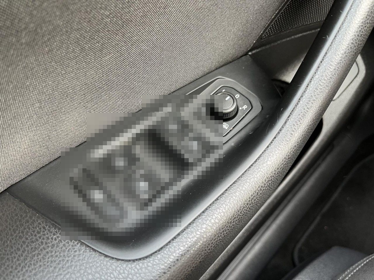 Volkswagen Passat Variant 2,0 l TDI DSG Business (IQLight+N foto 15