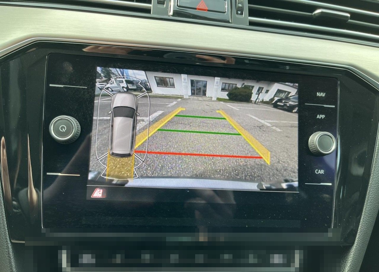 Volkswagen Passat Variant 2,0 l TDI DSG Business (IQLight+N foto 23