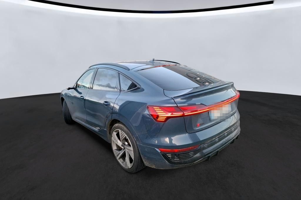Audi Q8 Sportback e-tron 55 quattro S line Matrix AHK foto 3