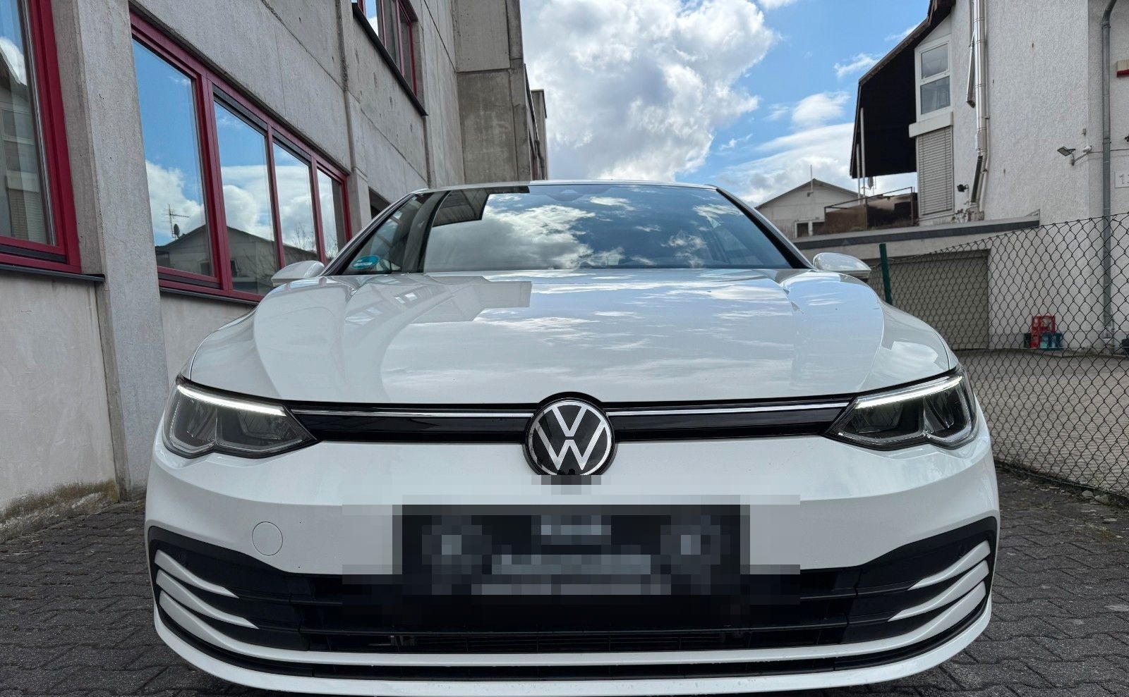 Volkswagen Golf VIII 2.0 TDI Lim. Life 1.HD~DSG~LED~RFK~AHK foto 2