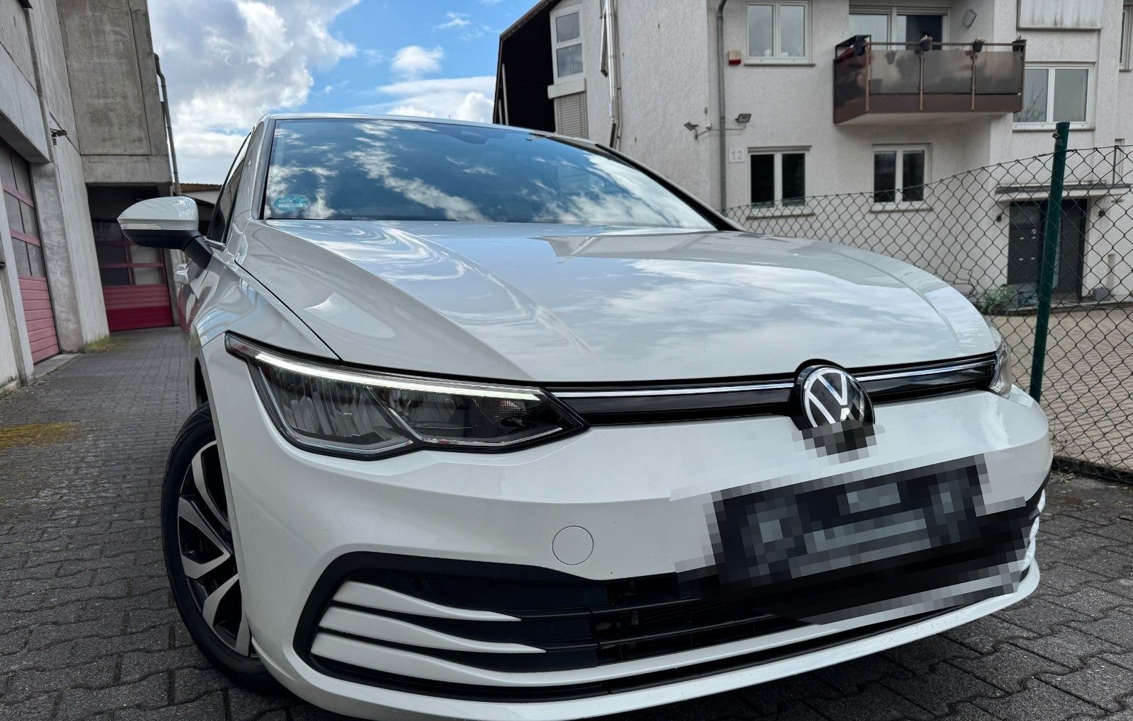 Volkswagen Golf VIII 2.0 TDI Lim. Life 1.HD~DSG~LED~RFK~AHK foto 3