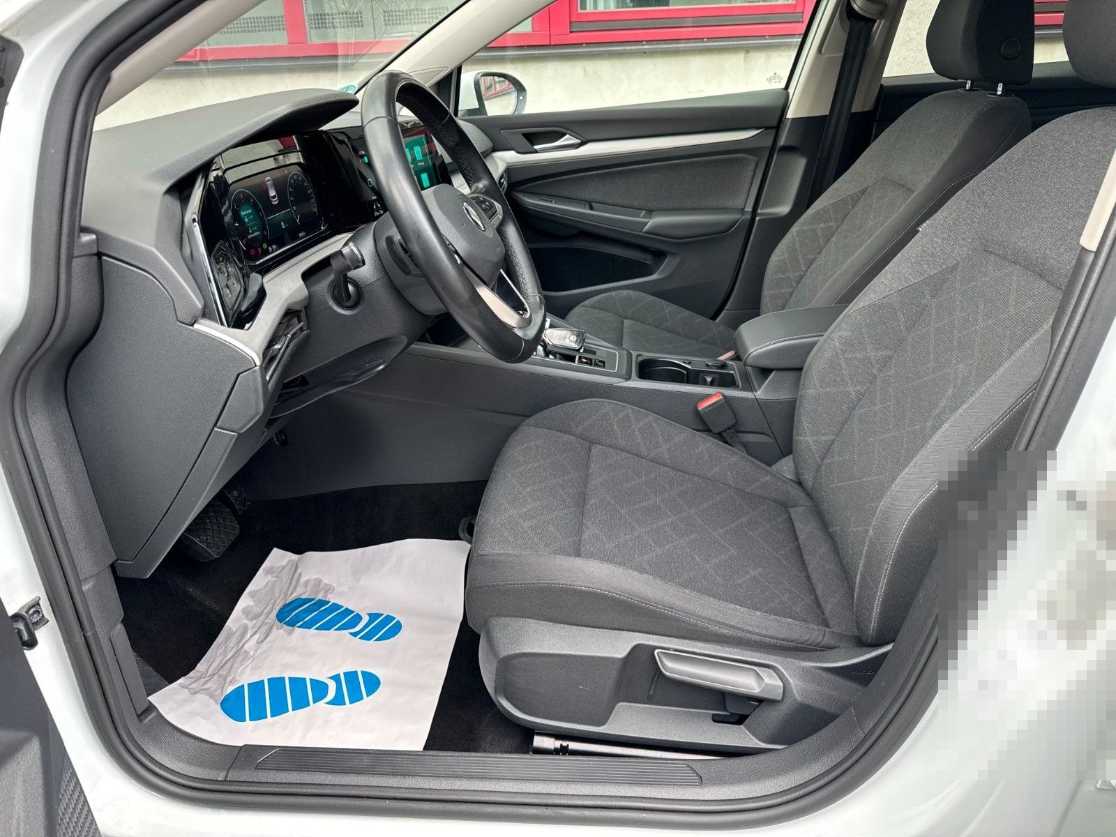 Volkswagen Golf VIII 2.0 TDI Lim. Life 1.HD~DSG~LED~RFK~AHK foto 9