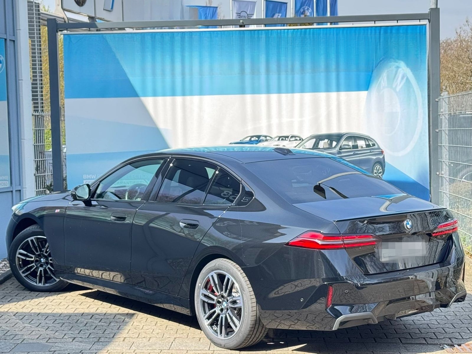BMW 520d Limo M Sport Pro h&k HUD Iconic DA PA+ DAB foto 5
