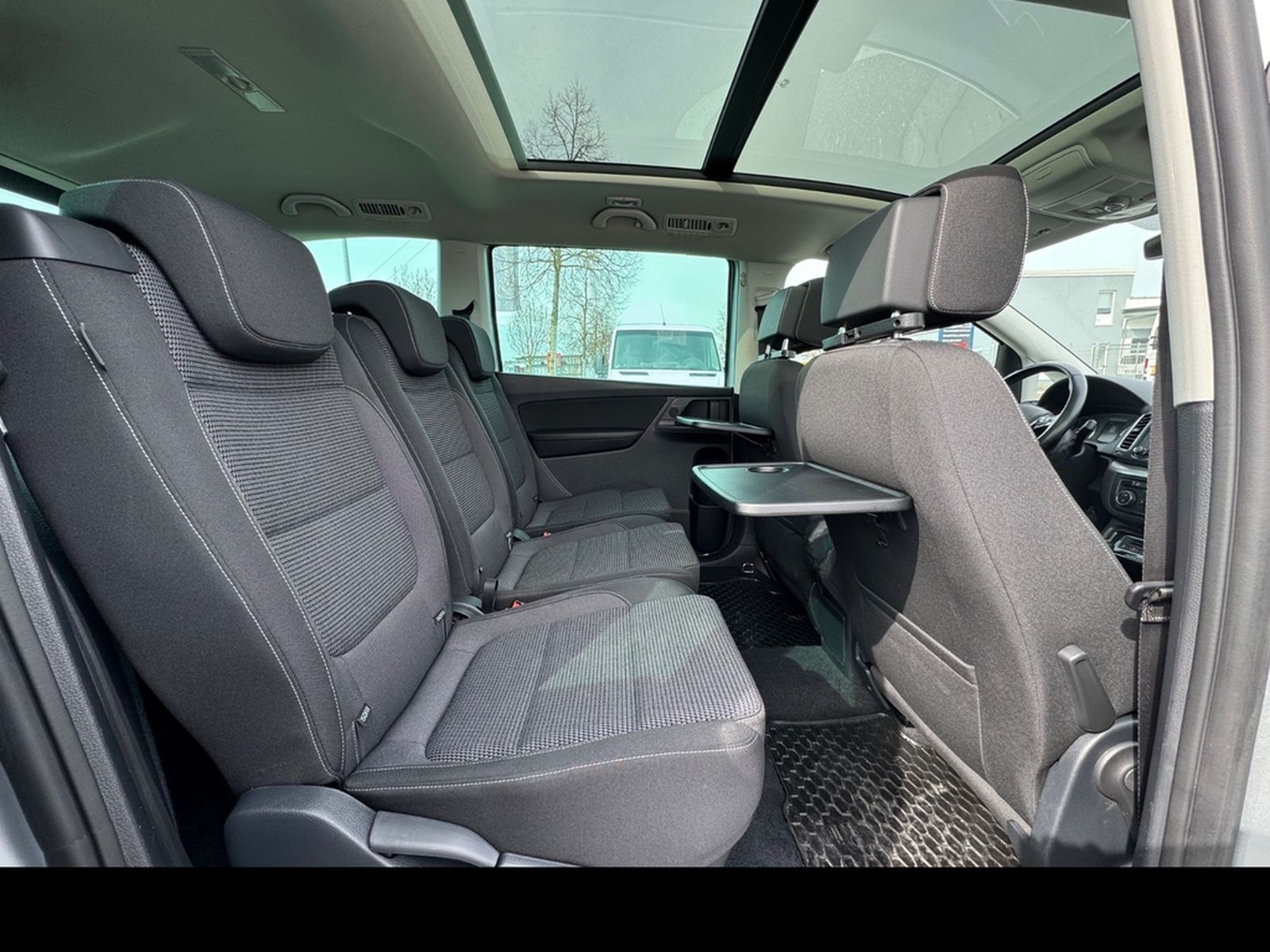 Volkswagen Sharan Comfortline 1.HAND*DSG*NAVI*PANO*7-SITZER foto 12