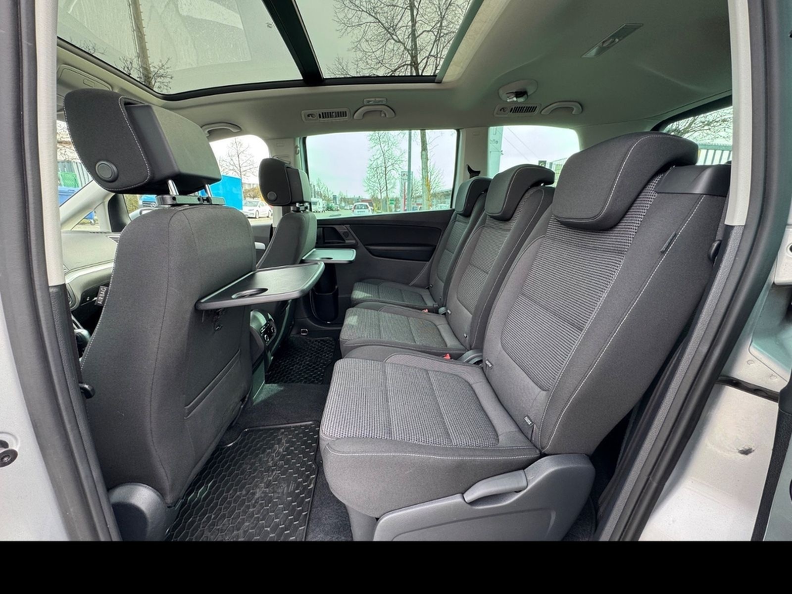 Volkswagen Sharan Comfortline 1.HAND*DSG*NAVI*PANO*7-SITZER foto 13