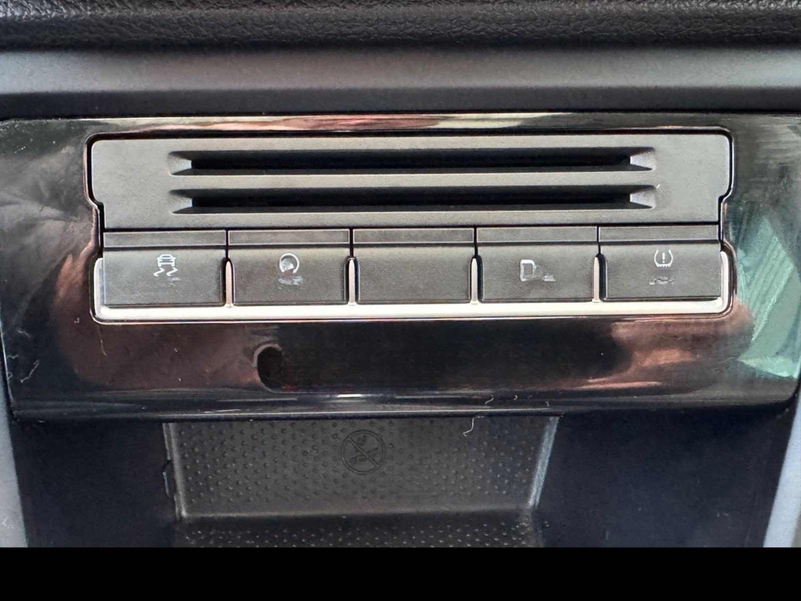 Volkswagen Sharan Comfortline 1.HAND*DSG*NAVI*PANO*7-SITZER foto 25