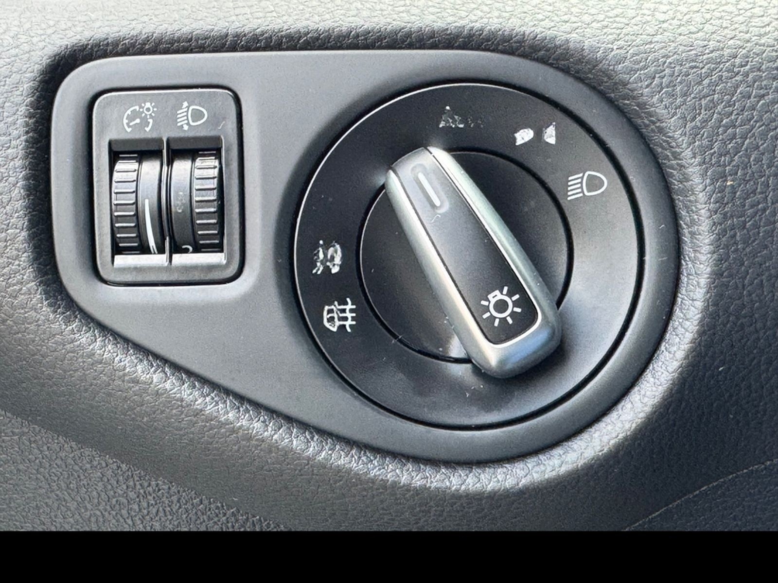 Volkswagen Sharan Comfortline 1.HAND*DSG*NAVI*PANO*7-SITZER foto 27